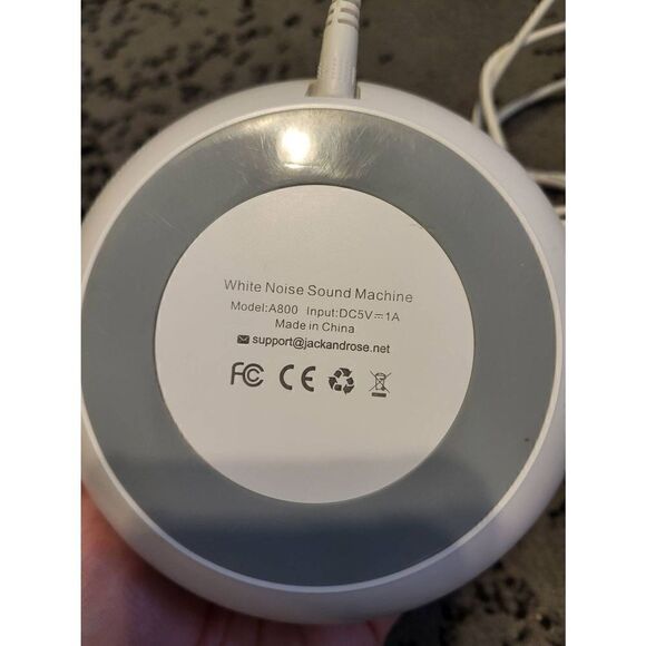 White Noise Sound Machine - Picture 3 of 9